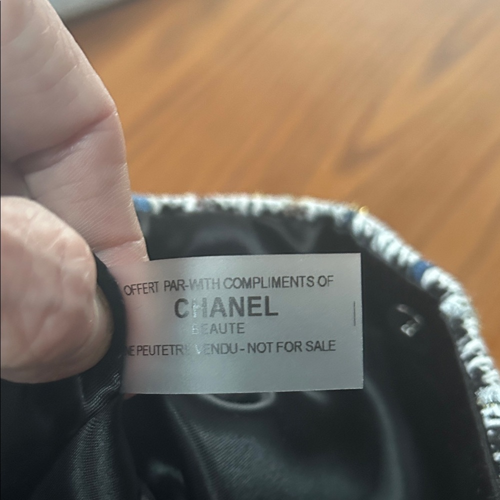 Chanel Black/Blue/Gray Tweed Sequin Tote - Picture 8 of 8